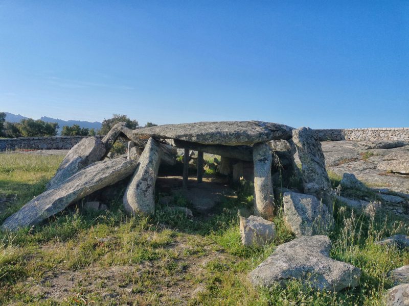 Dolmen Ladas_Luras