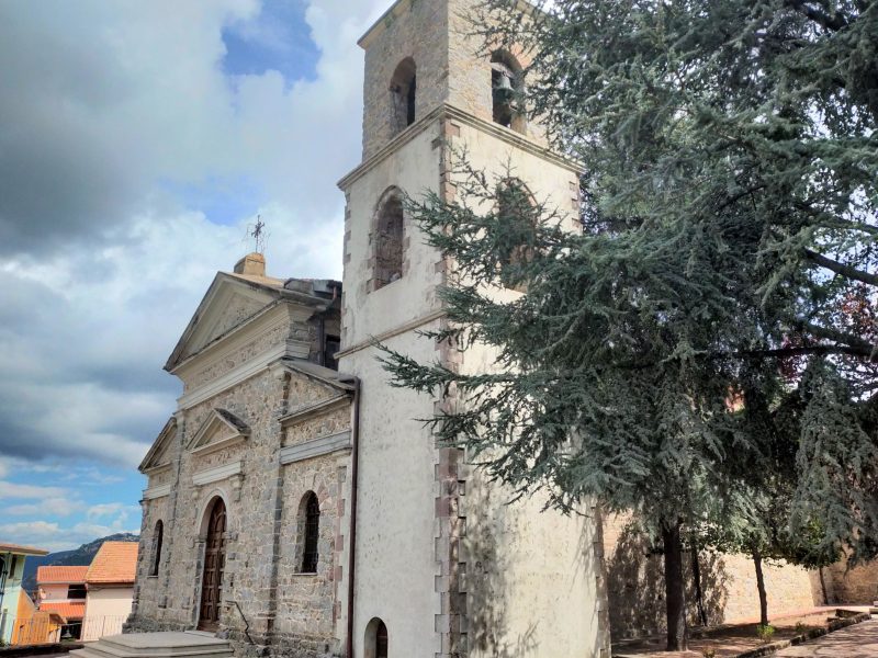 Chiesa di Santa Maria della Neve, Teti