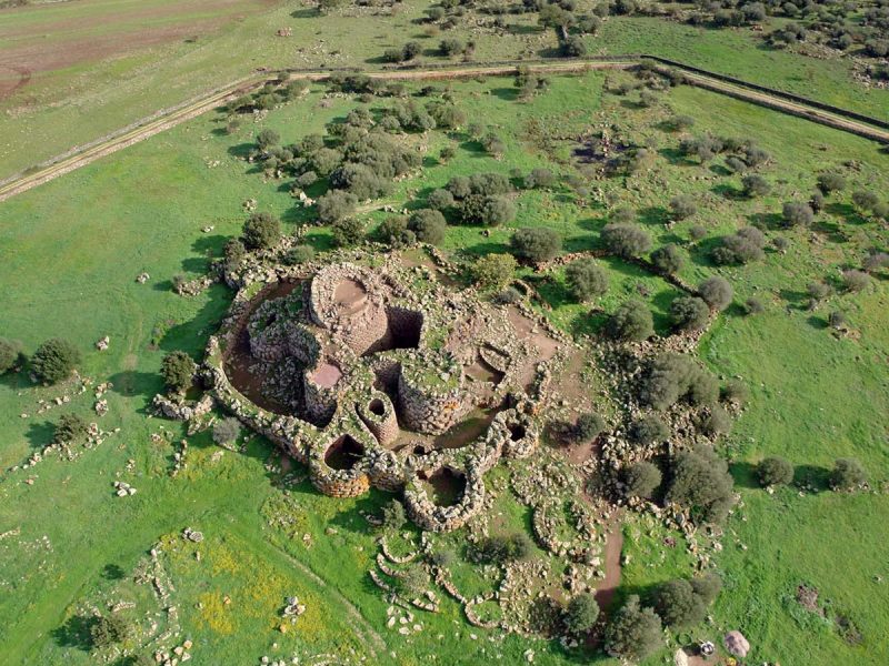 Nuraghe Arrubiu, Orroli