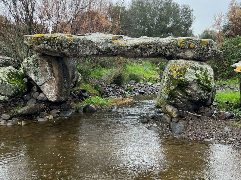 Paulilatino, Ponte sul Rio Trogos