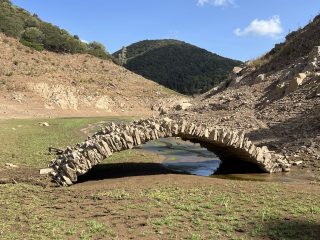 Iglesias, Ponte sul lago Corsi