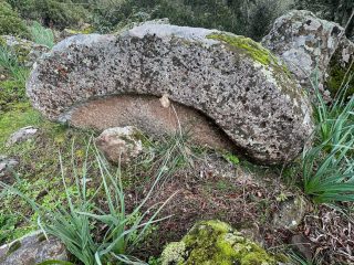 Tomba dei giganti Iscrallotze, Aidomaggiore